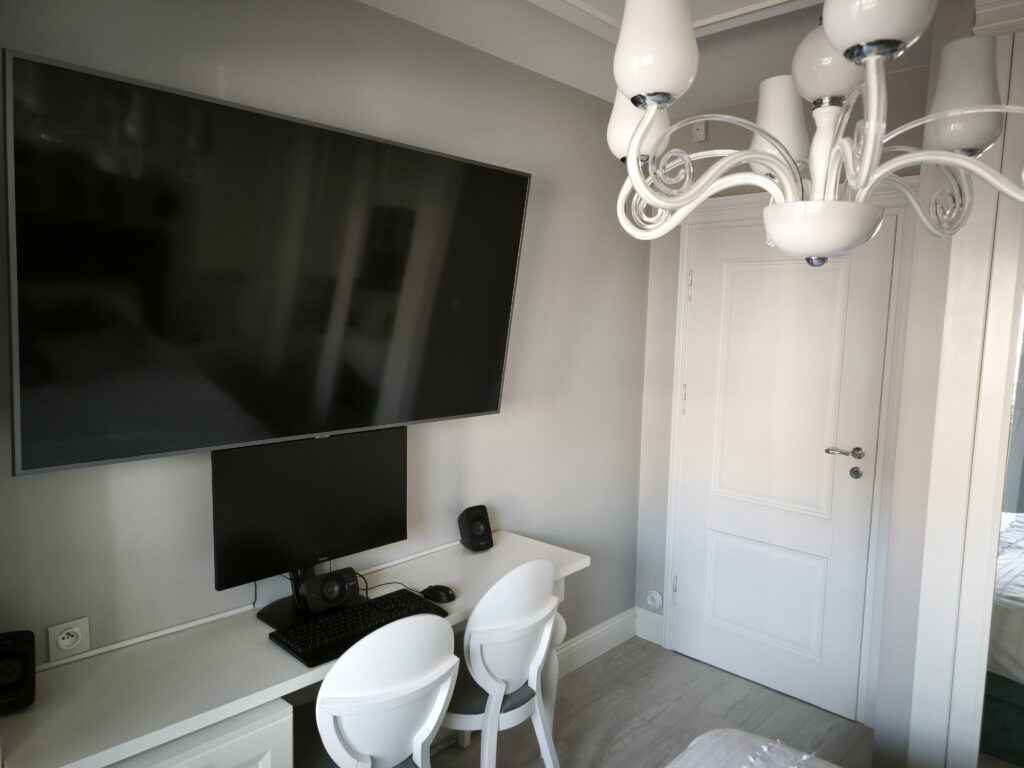 Home img 20250927 151223