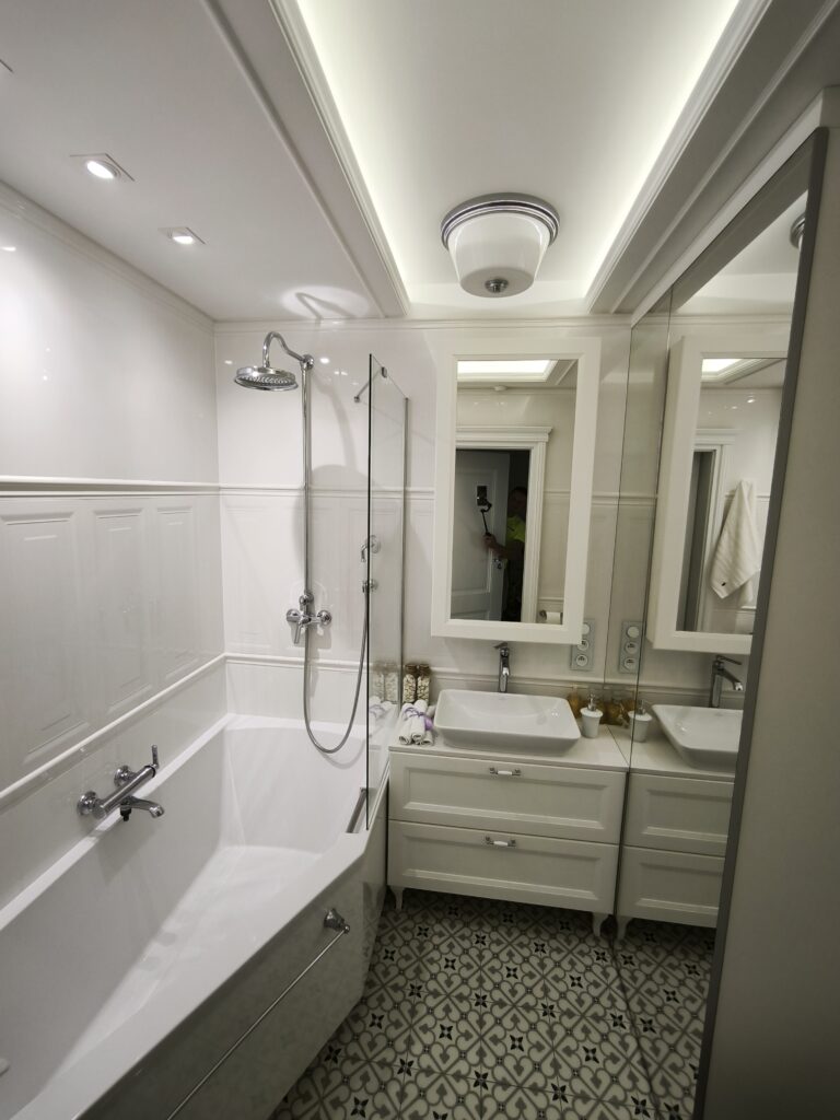 Home img 20250927 152401
